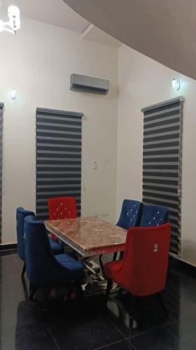Facilities, Premium 3 Bedroom Villa Upscale Alagbaka Area in Akure