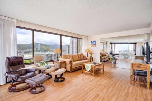 Discovery Bay 2204 - image 10