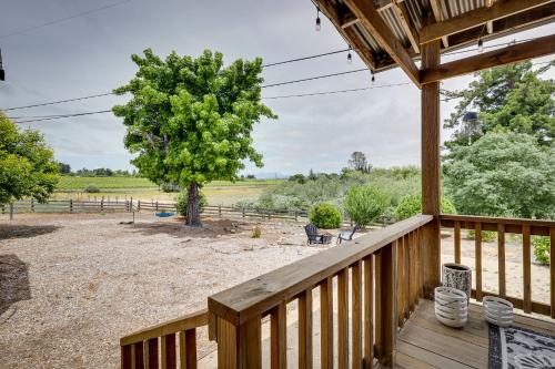 Sonoma County Vacation Rental with Vineyard Views! in Forestville (CA)