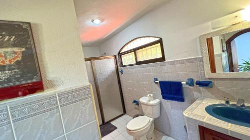 Kingsize Condo Bambu Beachside Puerto Morelos in Puerto Morelos, Mexico