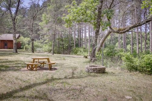 Secluded Wautoma Home with Fire Pit!