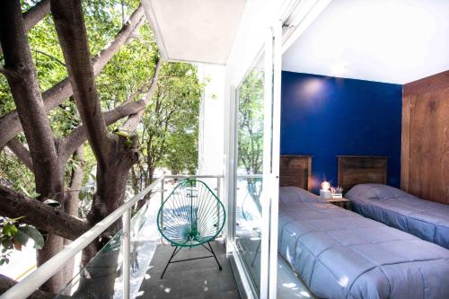 Comfy Apartment with Private Balcony & Natural Light - Xola