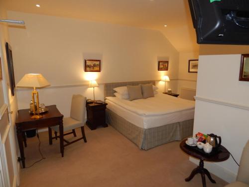 Burythorpe House - image 12