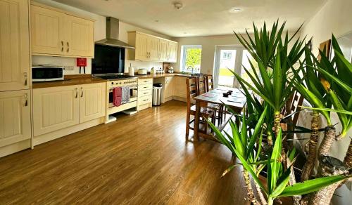 Yucca cottage, Kendal