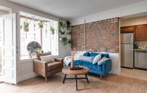 Prime Location! Cozy Home in Church Hill/Shockoe in Richmond, USA