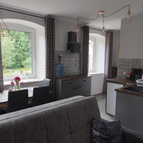 Apartamenty u Gołębiewskich (Apartamenty u Golebiewskich) in Stara Kamienica