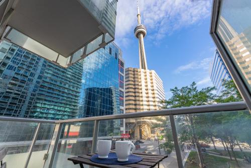 Luxury 2BR Apt-CN View-Free Parking-Roof Top Pool