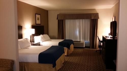 Holiday Inn Express & Suites Deming Mimbres Valley