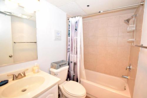 One-Bedroom Apartment image 1