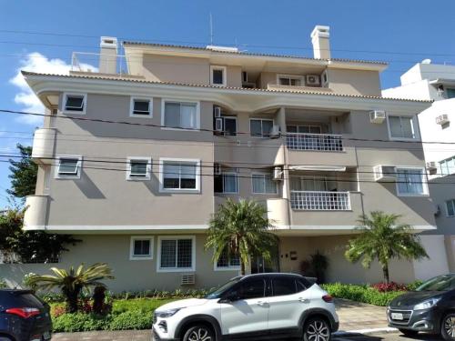 Apartamento em condomínio em Jurerê Florianópolis