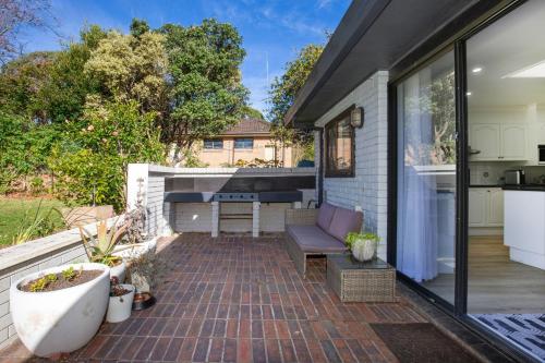 Seagrass Pet Friendly 10 Mins Walk to Beach in Jervis Bay