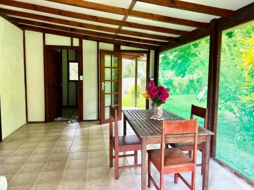 Freshwater Plantation Farm Stay in Aore Island