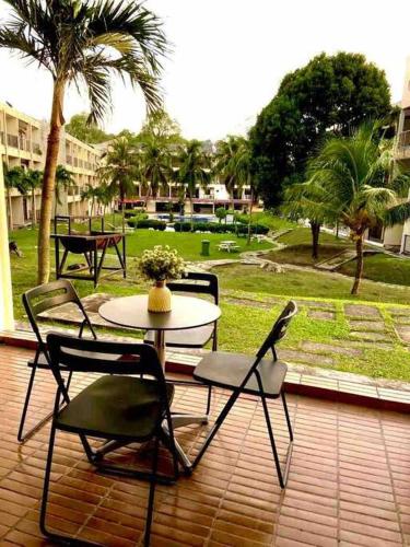 Apartment by the Beach Port Dickson - Poolview near Blue Lagoon Beach