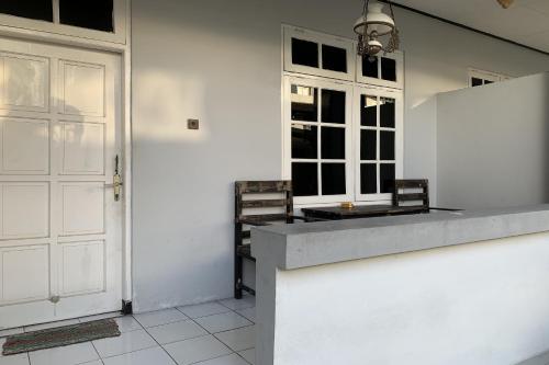 Terraza/balcón, Hotel Merak Indah in Klaten