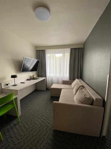 Superior Double Room image 8