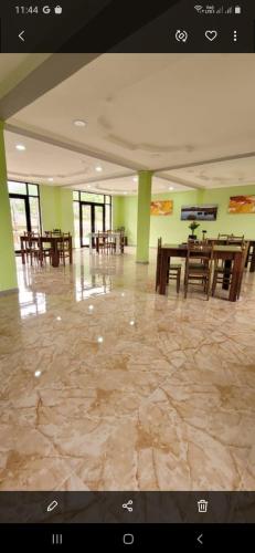 Restorāns, Guest House Guli in Mazeri