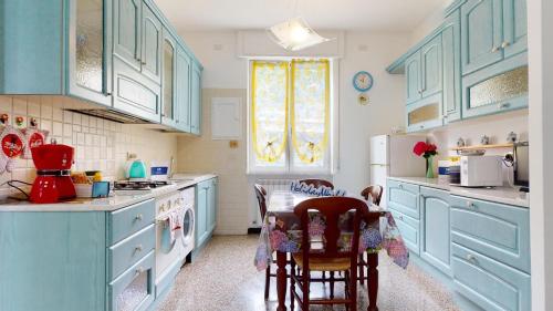 House Azzurra by Holiday World - Apartment - Genova