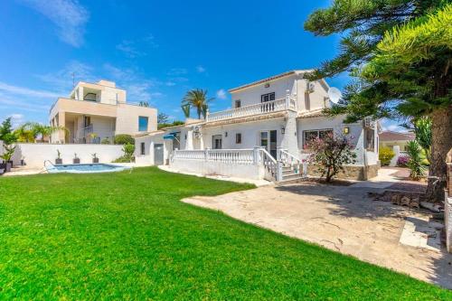 HE Villa Zenia - image 2