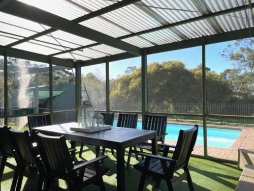 Gisborne Peak Winery Eco Cottages in Gisborne