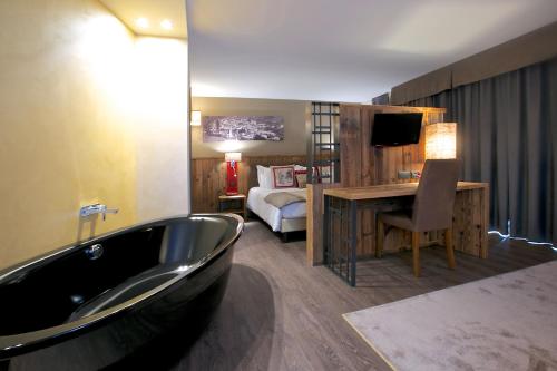 Olimpia Hotel - image 13