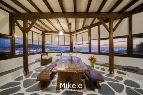 Central Traditional Apt with PortView Mykonos-Town
