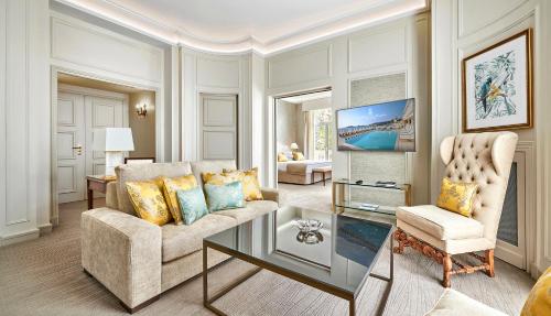 Suite with Sea View