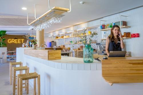 Előcsarnok, greet hotel Salon de Provence in Salon-de-Provence