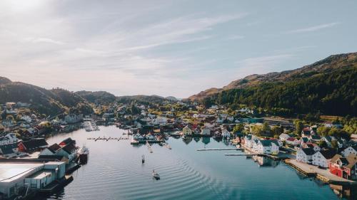 . Knutholmen
