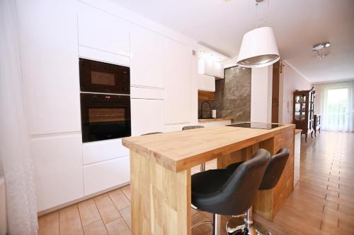 Two-Bedroom Apartment image 10