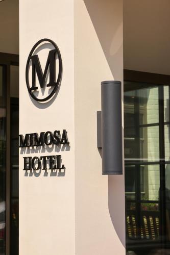Mimosa Hotel