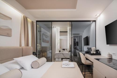 Double or Twin Room image 7