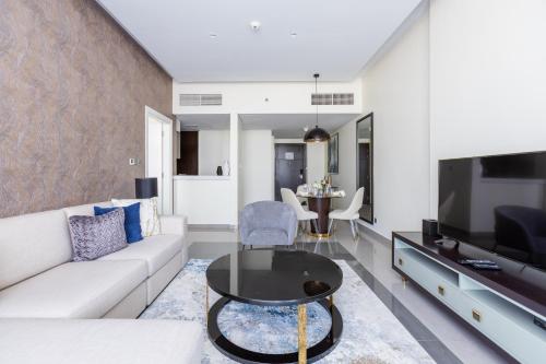 Nasma Luxury Stays - Deluxe Apartment In The Heart of Business Bay, Дубай (фото 5)