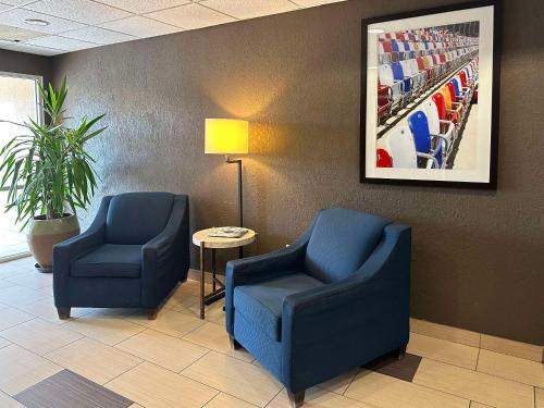 Comfort Suites Airport Charlotte