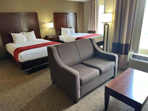 Charlotte Suites by IHG in 샬로트 시티 센터