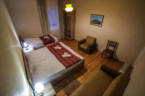 Triple Room with Shared Bathroom