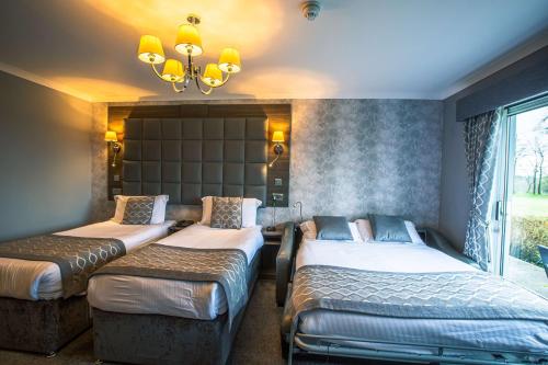OYO Dryfesdale Hotel - main image