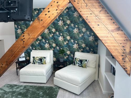 Bistro Guest House - image 2