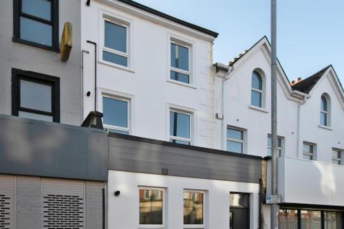 A szálláshely kívülről, Modern spacious Belfast city stay free parking in Albertbridge