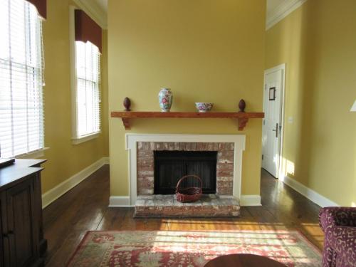 Hilton Vacation Club Lodge Alley Inn Charleston - image 5