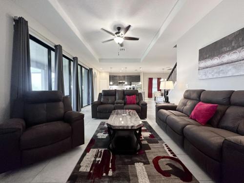 Balmoral Resort-158KB home in Haines City, USA