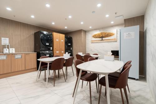 บริการและสิ่งอำนวยความสะดวก, เจชอน ฮาวด์ โฮเทล (Jecheon Hound Hotel ) in เจชอน