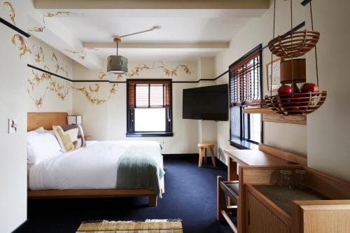 1 king bed