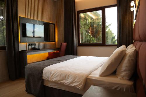 Hotel Lazlakar Room Type - Deluxe King Suite
