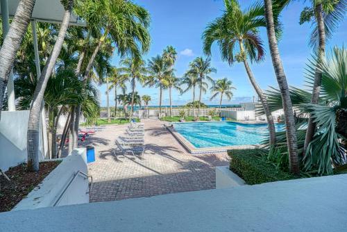 Deluxe Studios and Apartments at the Casablanca 3