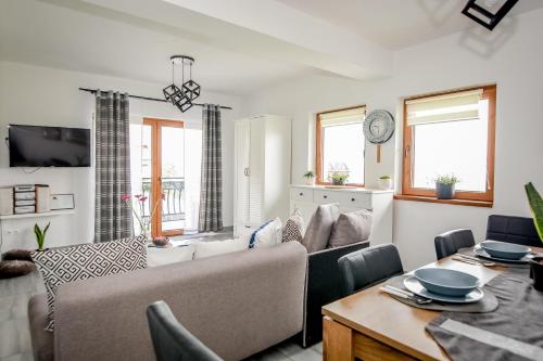 Apartamenty Dwupoziomowe Na Dwa Widoki z Jacuzzi & Sauna in Ząb