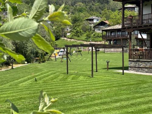 Leshten Guest Homes - image 12