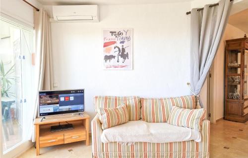 Two-Bedroom Apartment in Mijas - image 12
