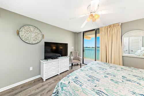 Compass Point 303