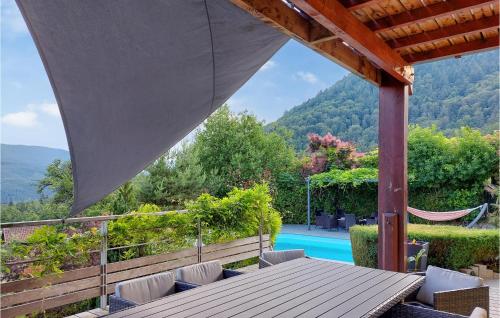 Nice Home In La Vancelle With Heated Swimming Pool, Private Swimming Pool And 3 Bedrooms