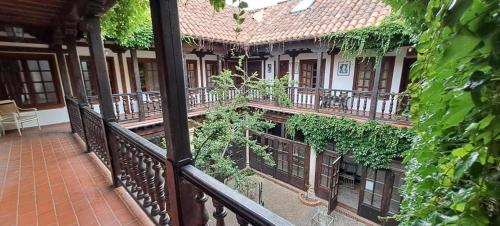 Hosteria Real de Zamora - Tap to explore photos